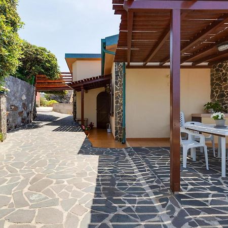 マゴマーダス La Terrazza Sul Mareヴィラ エクステリア 写真